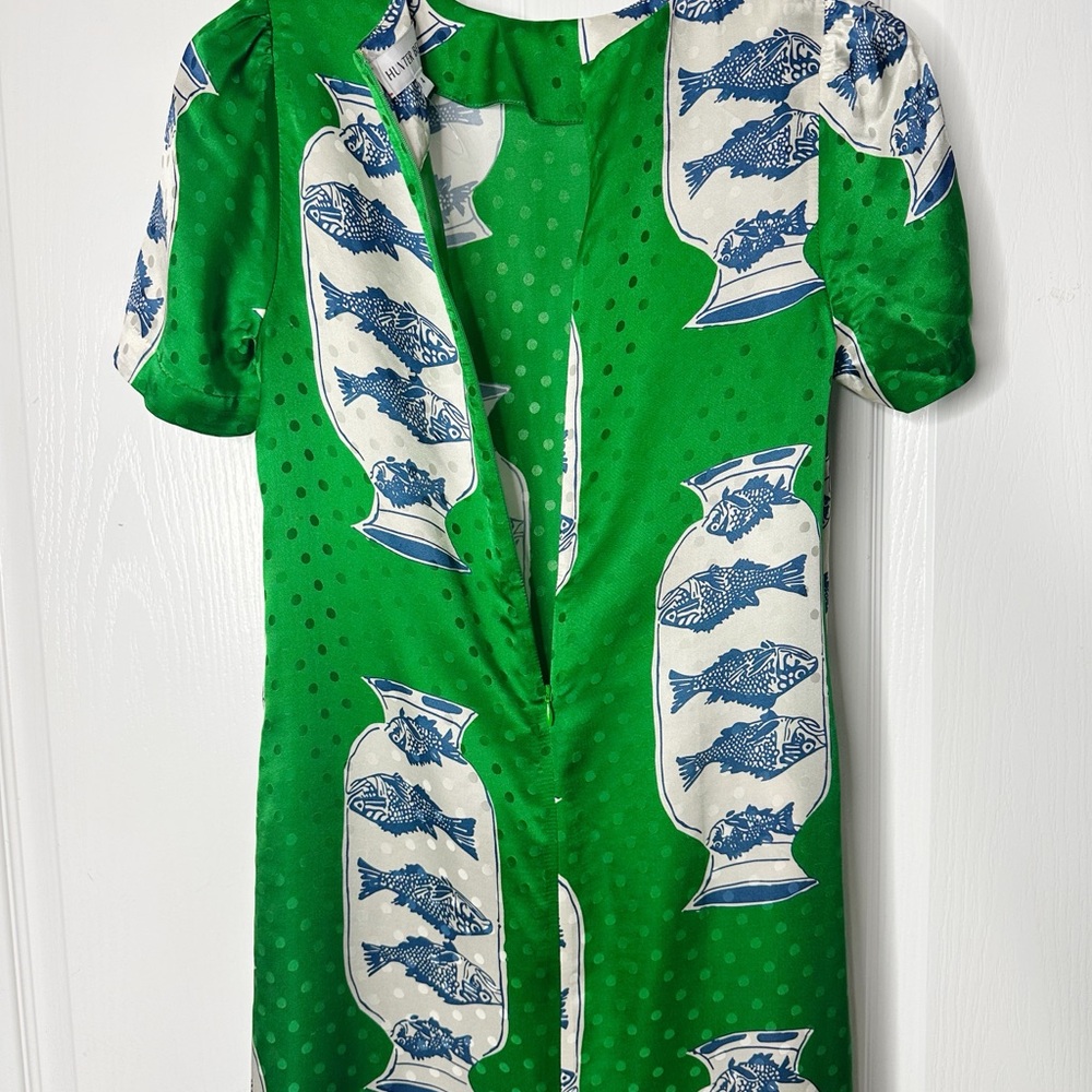 NWOT Hunter Bell Silk Valerie dress in Herring Green Size 4 *SOLD OUT* - Picture 6 of 10